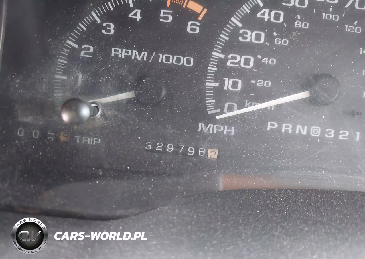 1999 Chevrolet Tahoe VIN:1GNEC13R1XR154694 - 7
