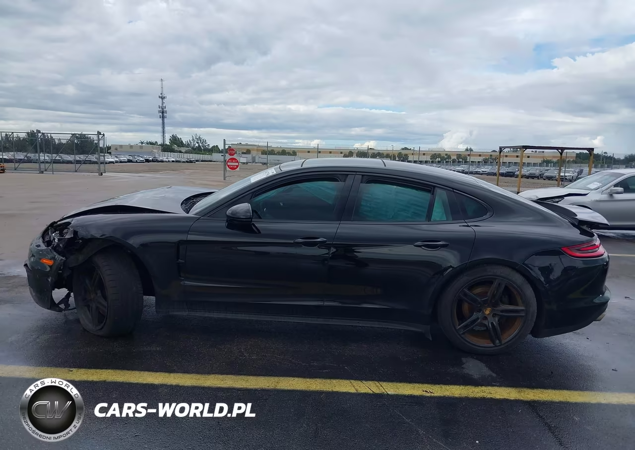 2018 Porsche Panamera 4 VIN:WP0AA2A74JL100286 - 14