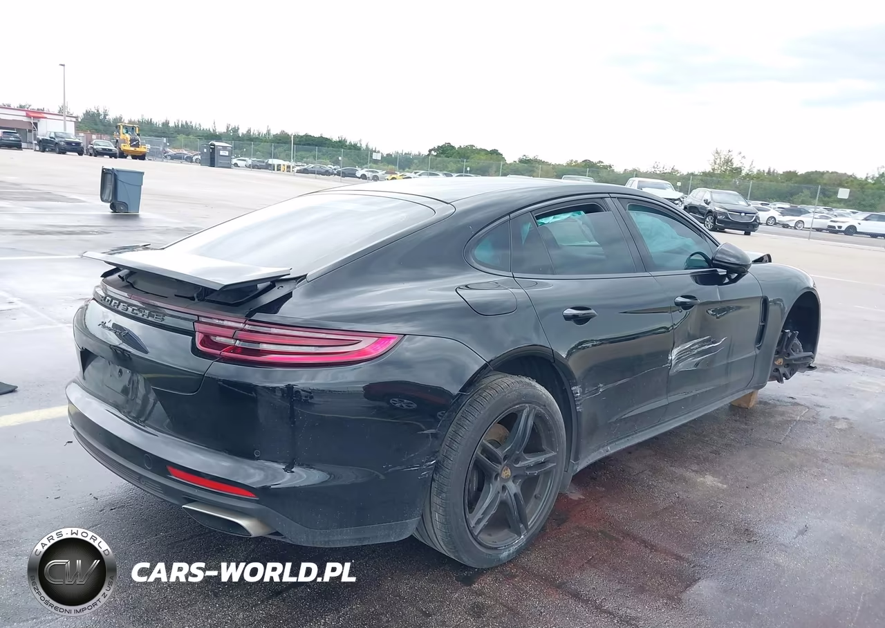 2018 Porsche Panamera 4 VIN:WP0AA2A74JL100286 - 4