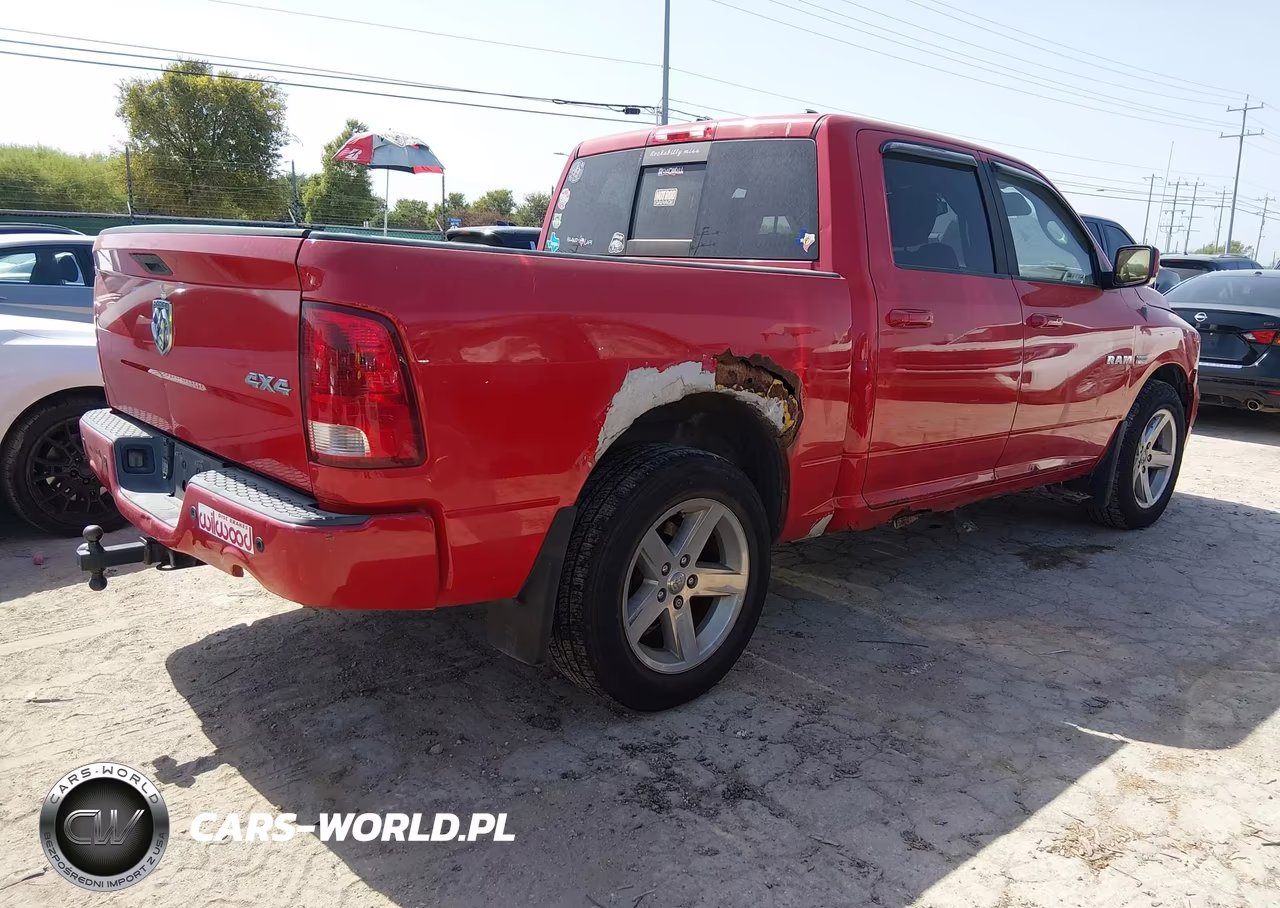 2010 Dodge Ram 1500 Sport VIN:1D7RV1CT9AS236923 - 4