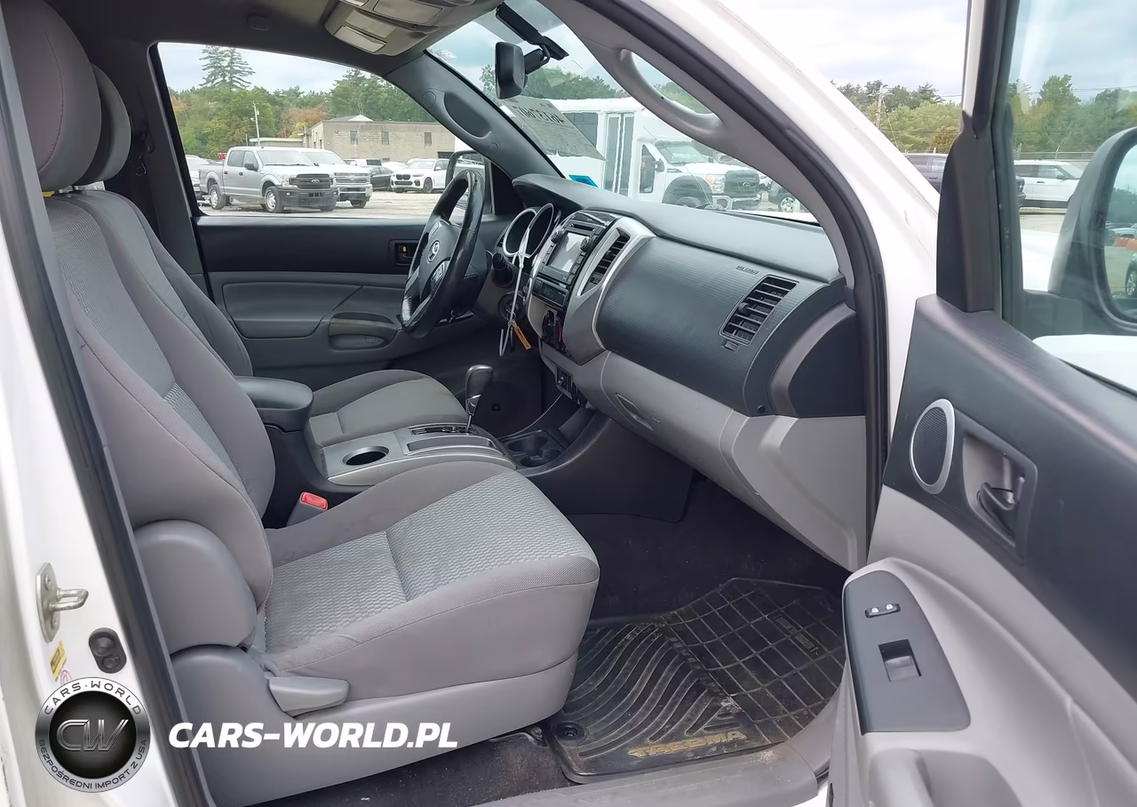 2012 Toyota Tacoma Base V6 VIN:3TMLU4EN5CM095783 - 5