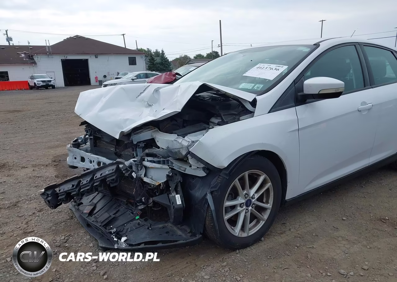 2015 Ford Focus Se VIN:1FADP3K25FL301387 - 6