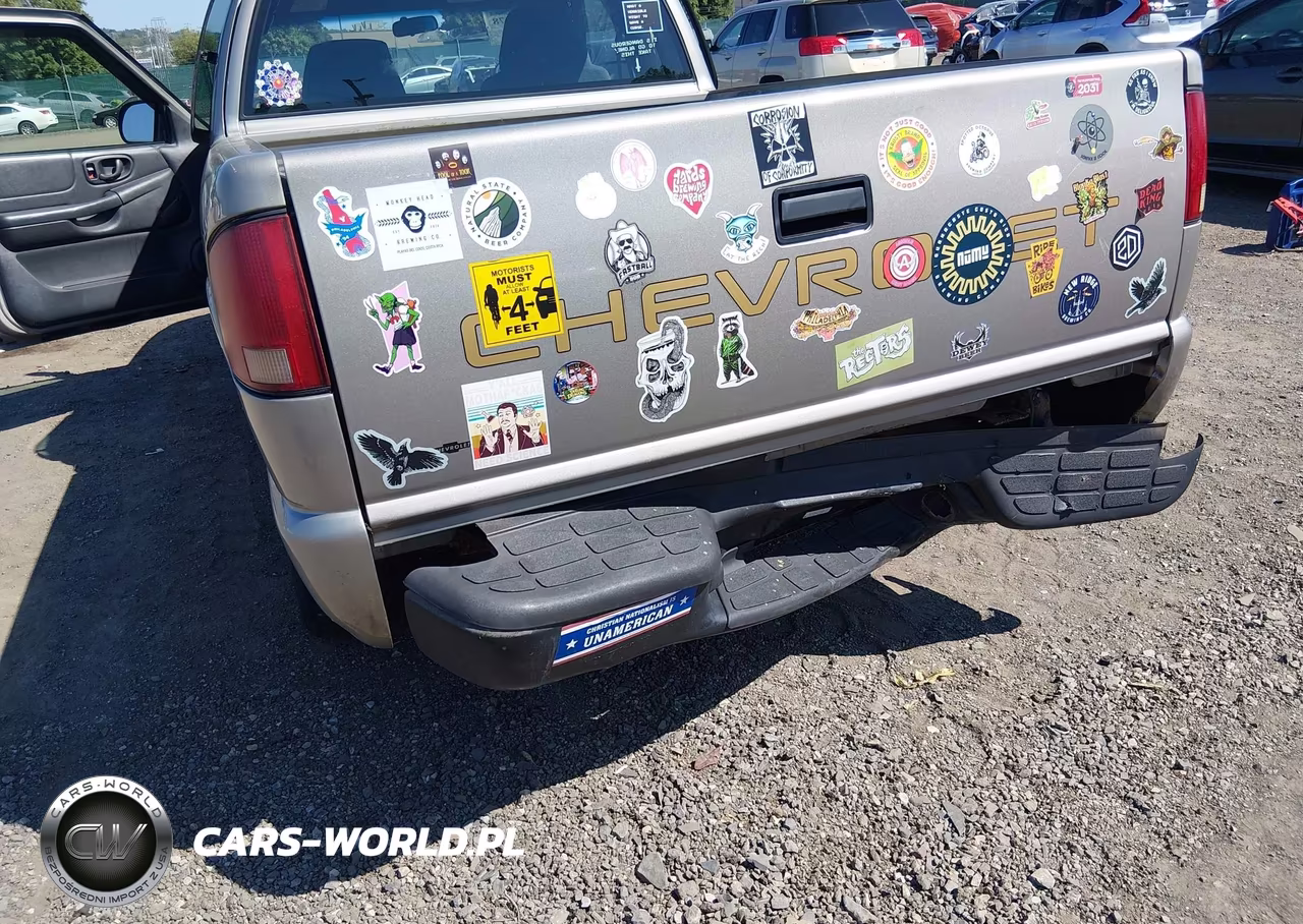 2002 Chevrolet S-10 VIN:1GCCS195128169895 - 6