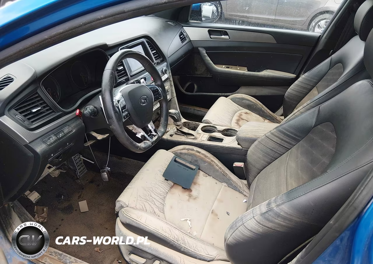 2018 Hyundai Sonata Sport VIN:5NPE34AF8JH646463 - 6