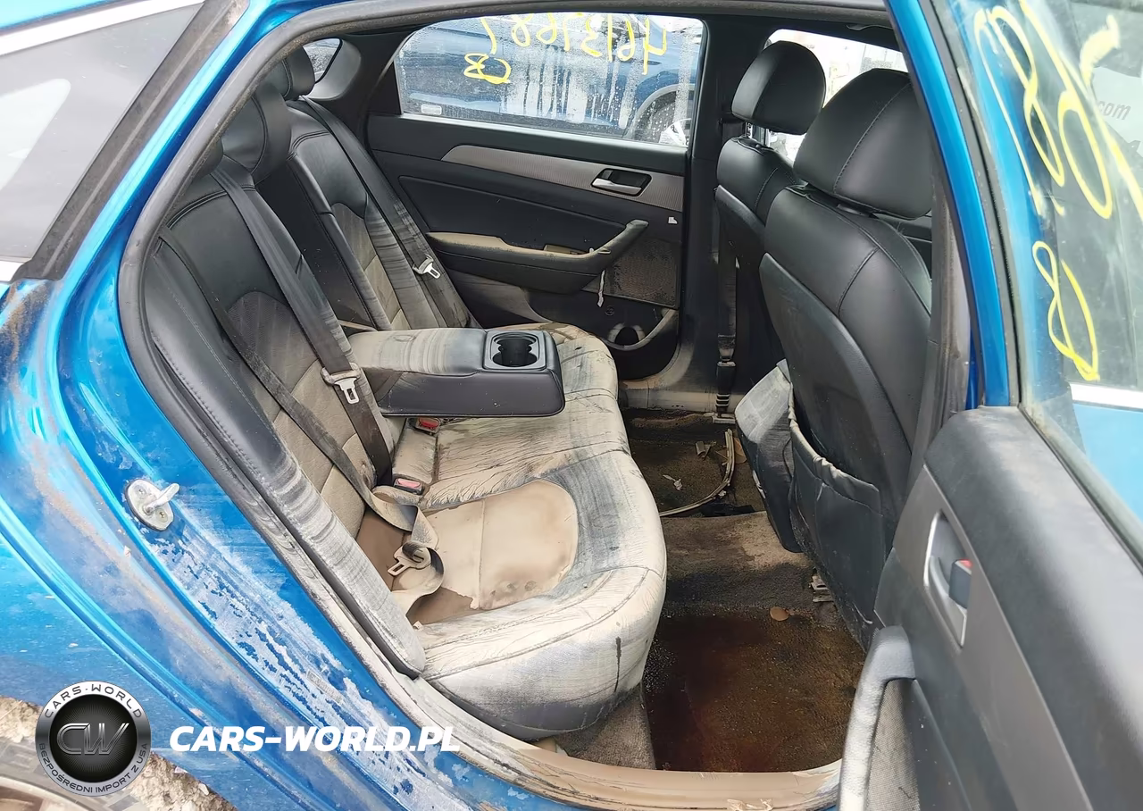 2018 Hyundai Sonata Sport VIN:5NPE34AF8JH646463 - 8