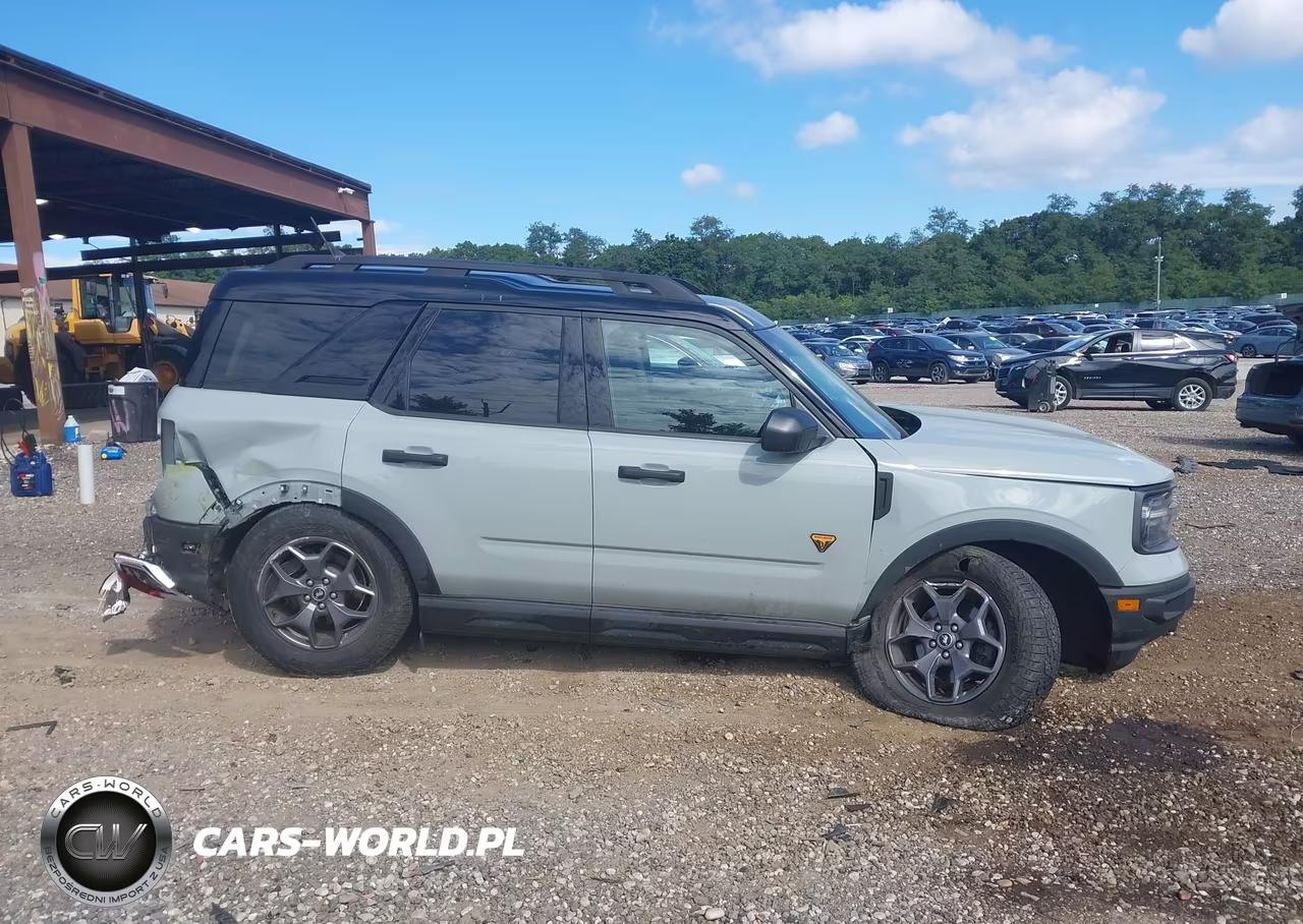 2024 Ford Bronco Sport Badlands VIN:3FMCR9D94RRE02287 - 13