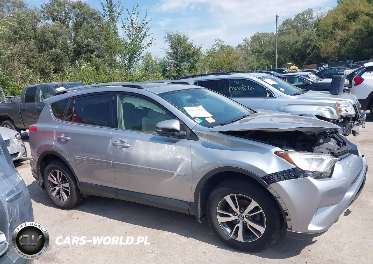 2018 Toyota Rav4 Xle VIN:JTMRFREV0JJ227814 - 13