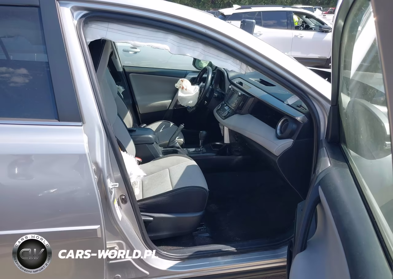 2018 Toyota Rav4 Xle VIN:JTMRFREV0JJ227814 - 5