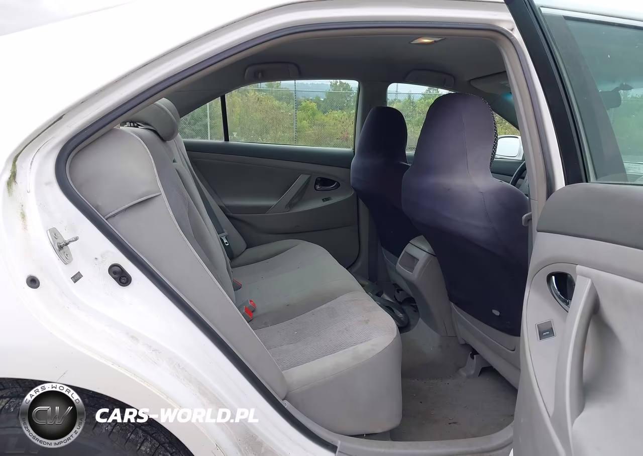 2010 Toyota Camry Le VIN:4T4BF3EKXAR072970 - 8