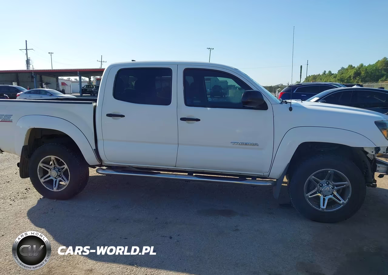 2014 Toyota Tacoma Prerunner V6 VIN:3TMJU4GNXEM157217 - 14