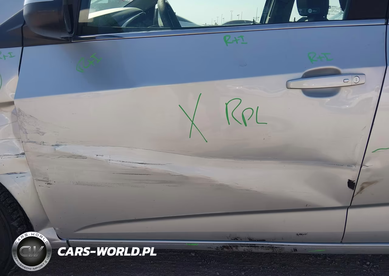 2018 Chevrolet Sonic Premier Auto VIN:1G1JF5SB8J4106892 - 17
