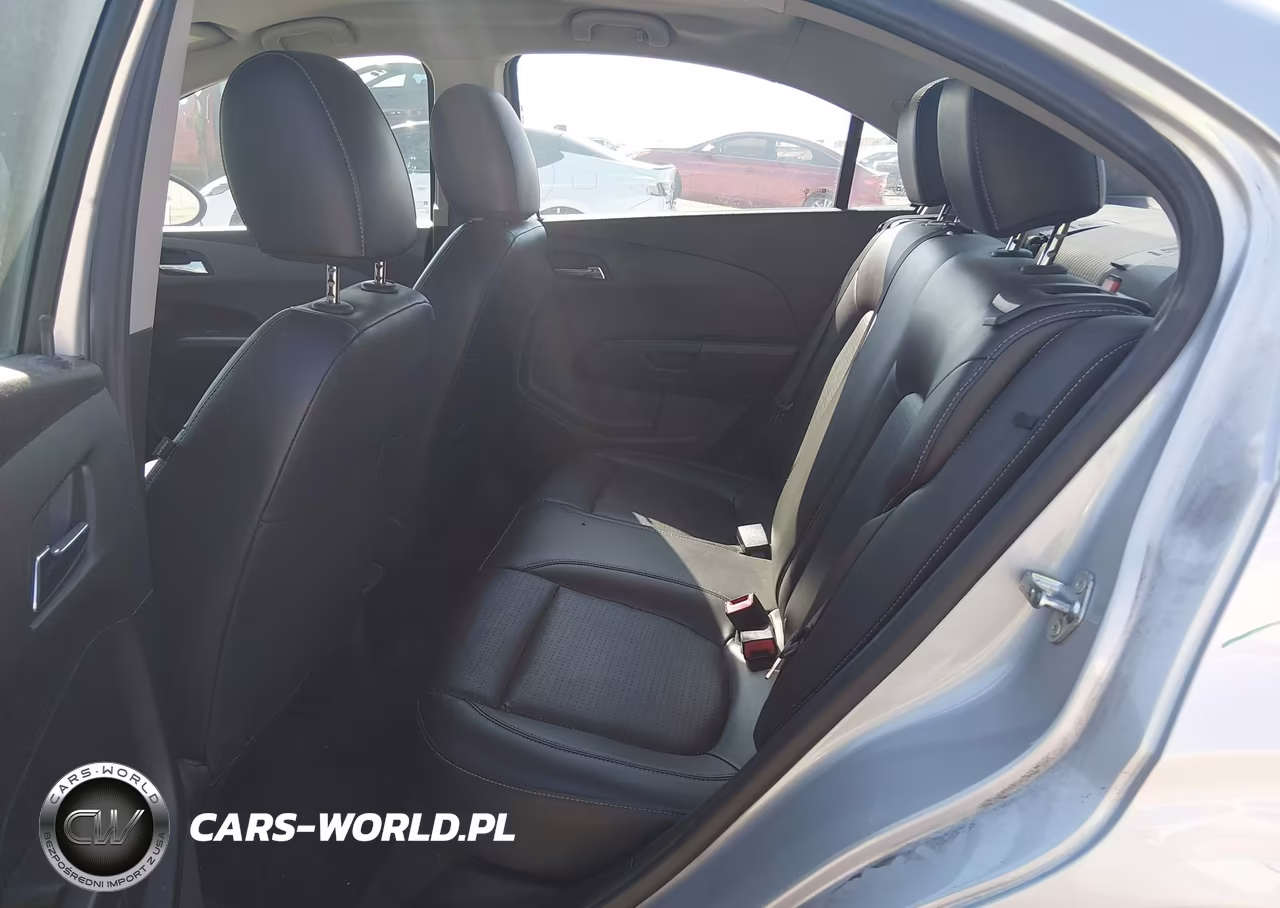 2018 Chevrolet Sonic Premier Auto VIN:1G1JF5SB8J4106892 - 8