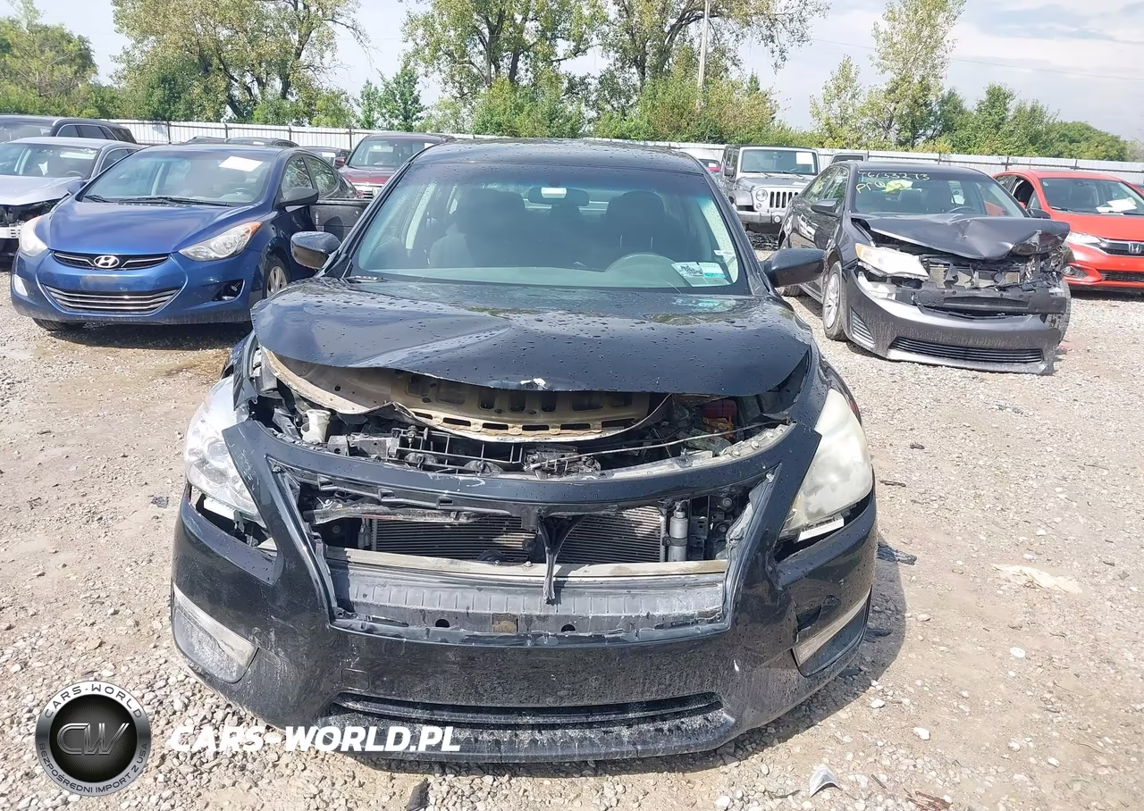 2015 Nissan Altima 2.5 S VIN:1N4AL3AP5FC413859 - 13