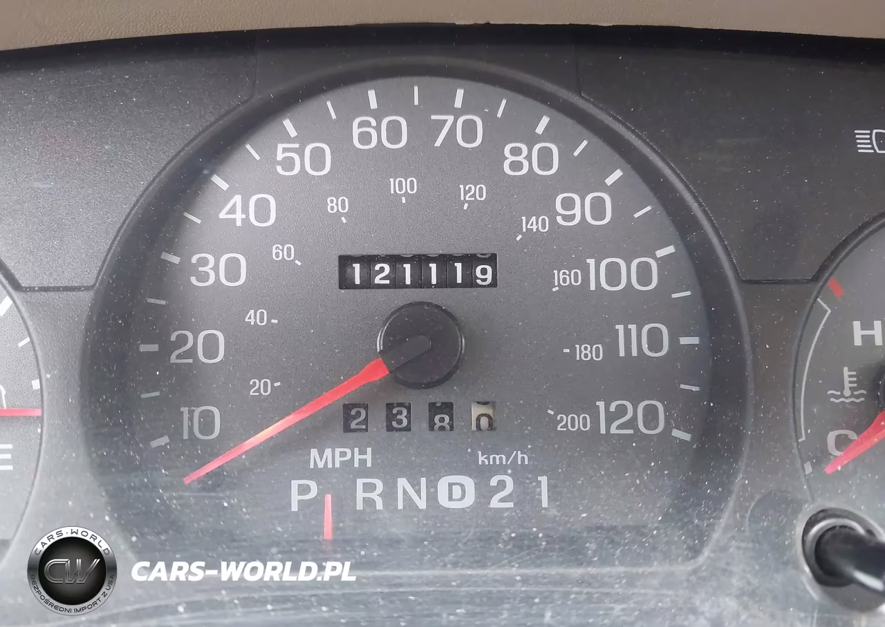 2004 Mercury Grand Marquis Ls VIN:2MEFM75W44X667664 - 7