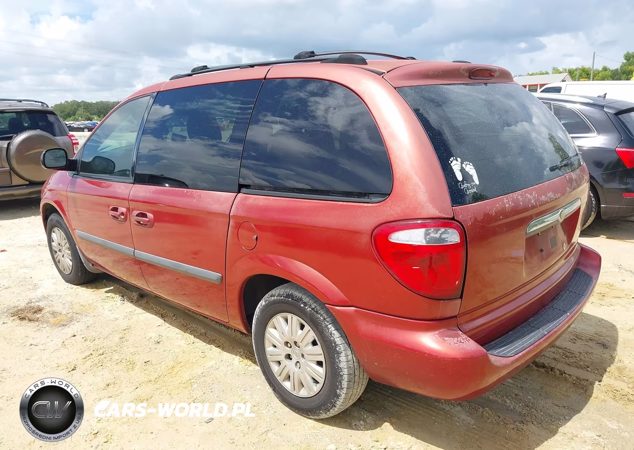2006 Chrysler Town & Country VIN:1A4GP45R16B610361 - 3