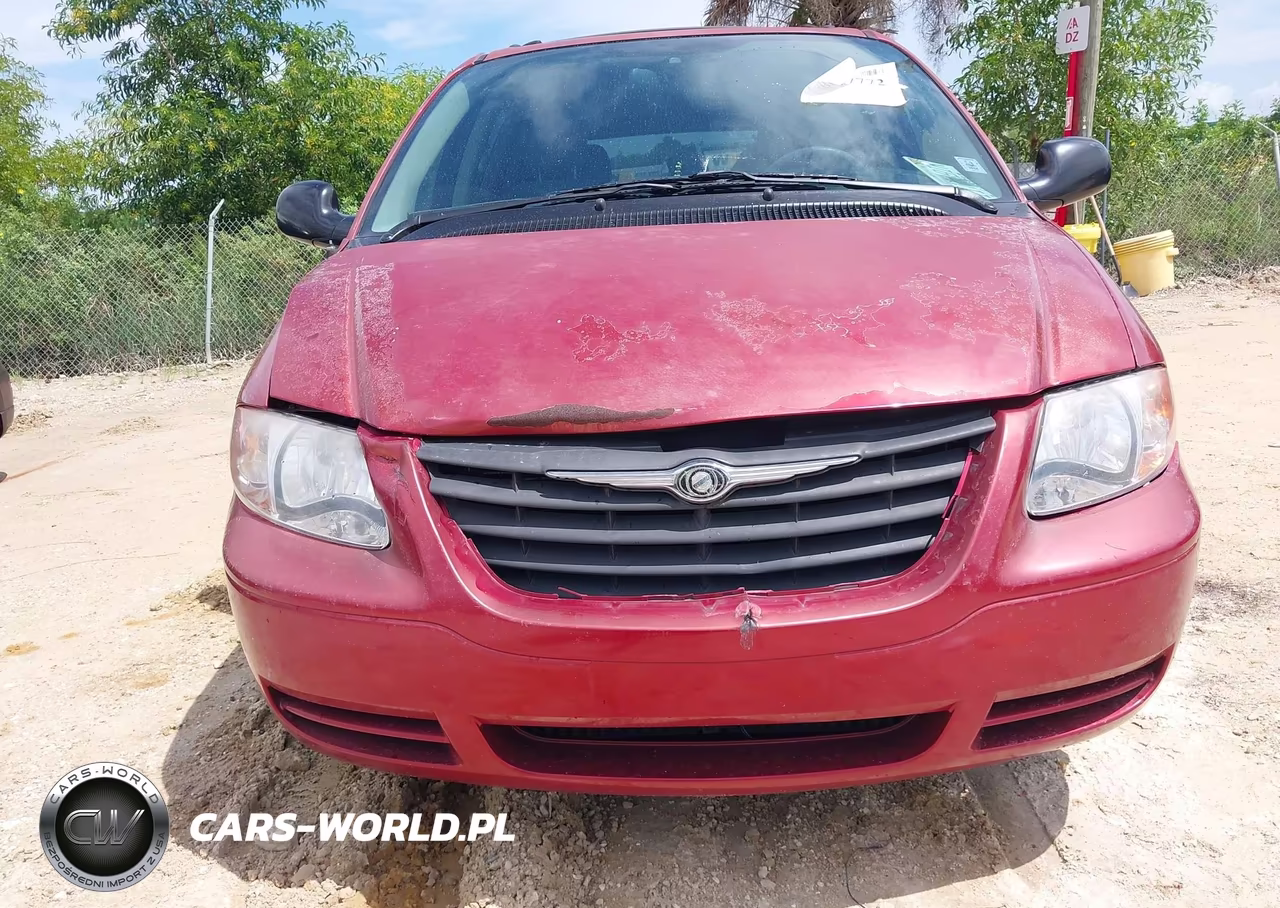 2006 Chrysler Town & Country VIN:1A4GP45R16B610361 - 6