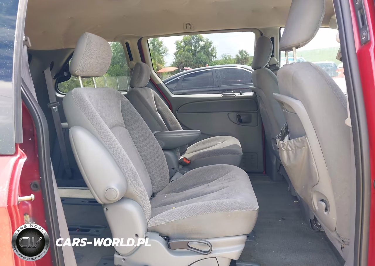 2006 Chrysler Town & Country VIN:1A4GP45R16B610361 - 8