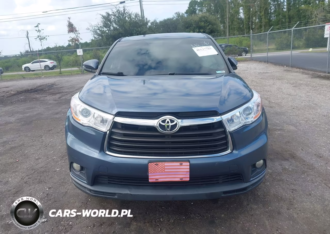 2015 Toyota Highlander Le Plus V6 VIN:5TDZKRFH0FS045223 - 11