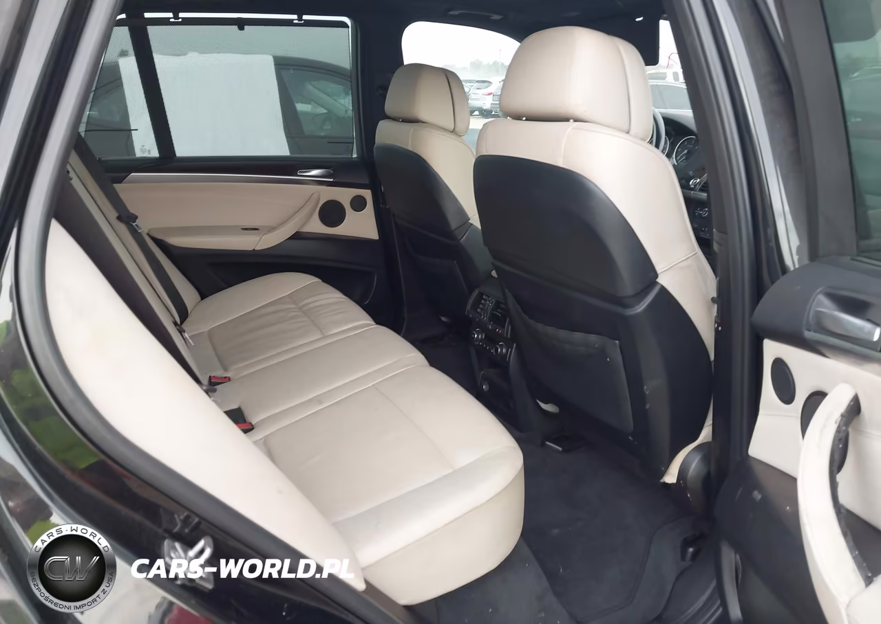 2012 BMW X5 xDrive35D VIN:5UXZW0C56CL666763 - 8