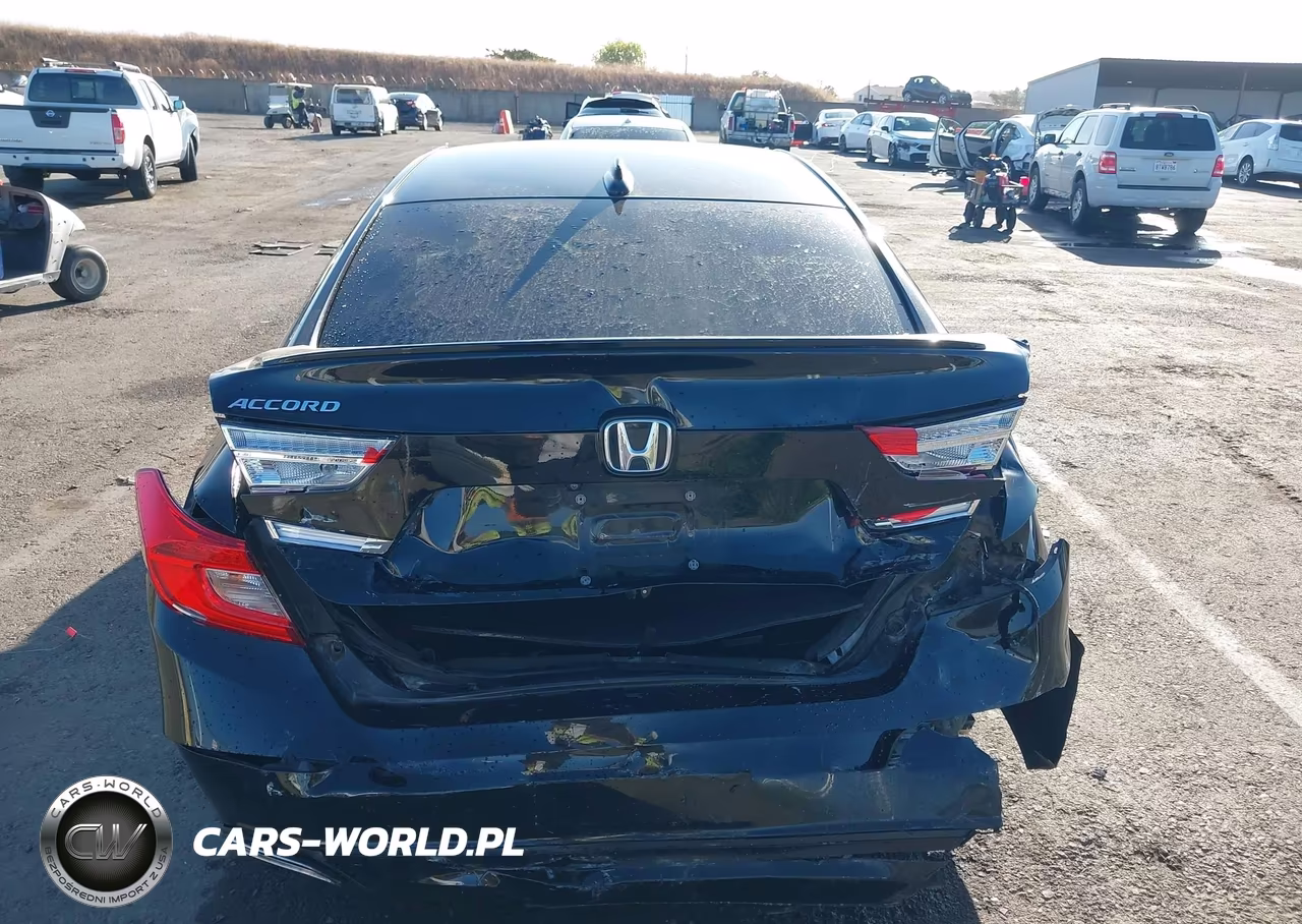 2018 Honda Accord Sport VIN:1HGCV1F31JA224400 - 16