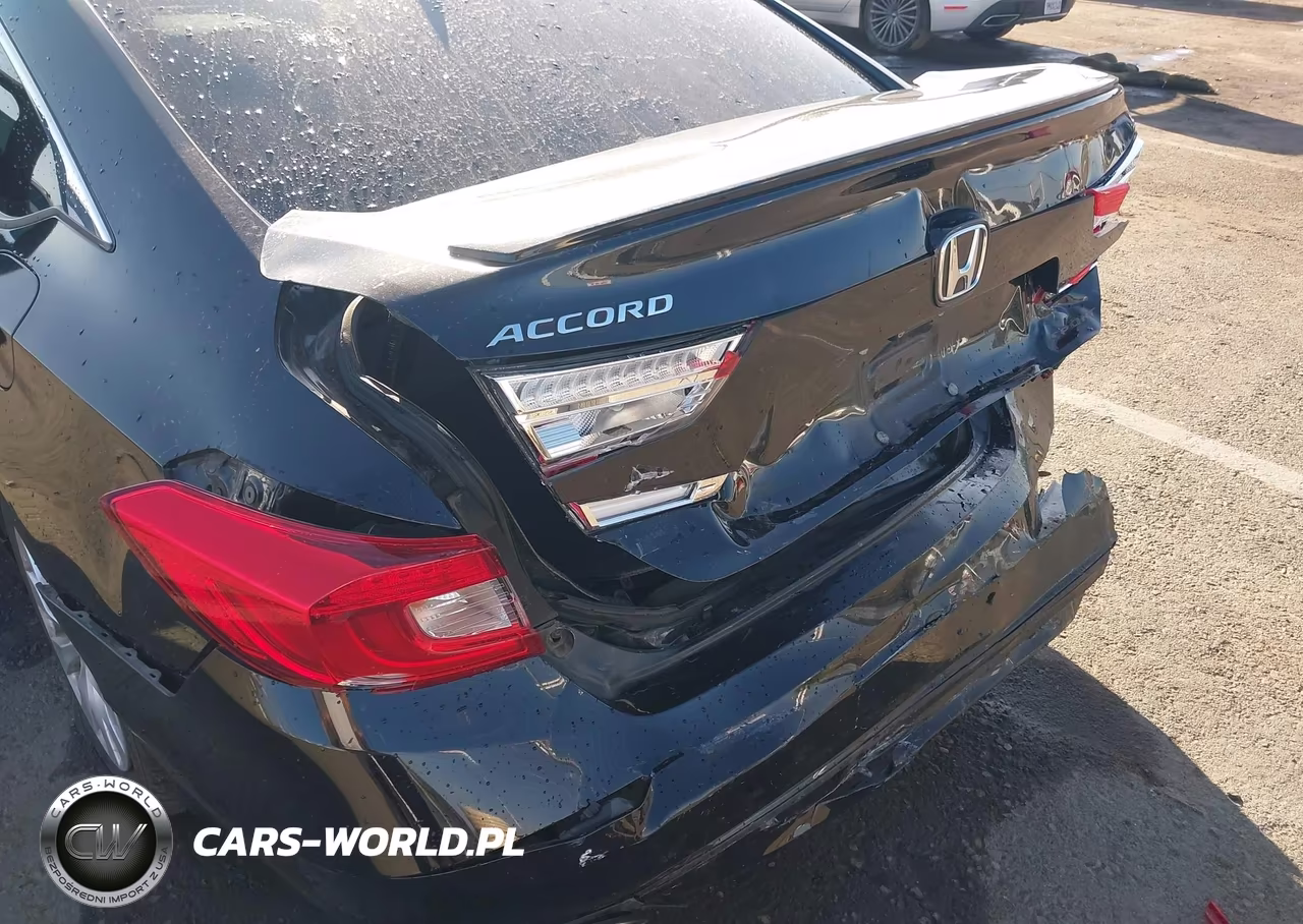 2018 Honda Accord Sport VIN:1HGCV1F31JA224400 - 6