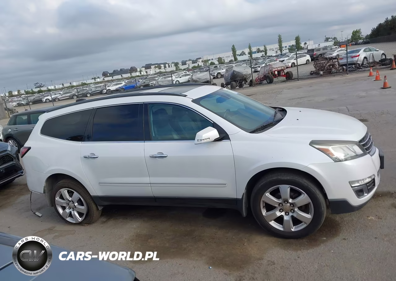2017 Chevrolet Traverse Premier VIN:1GNKRJKD0HJ318802 - 14