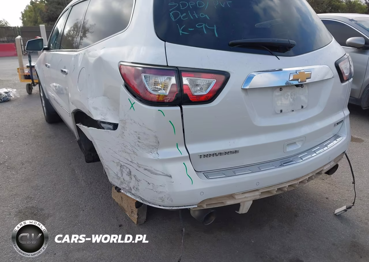 2017 Chevrolet Traverse Premier VIN:1GNKRJKD0HJ318802 - 18