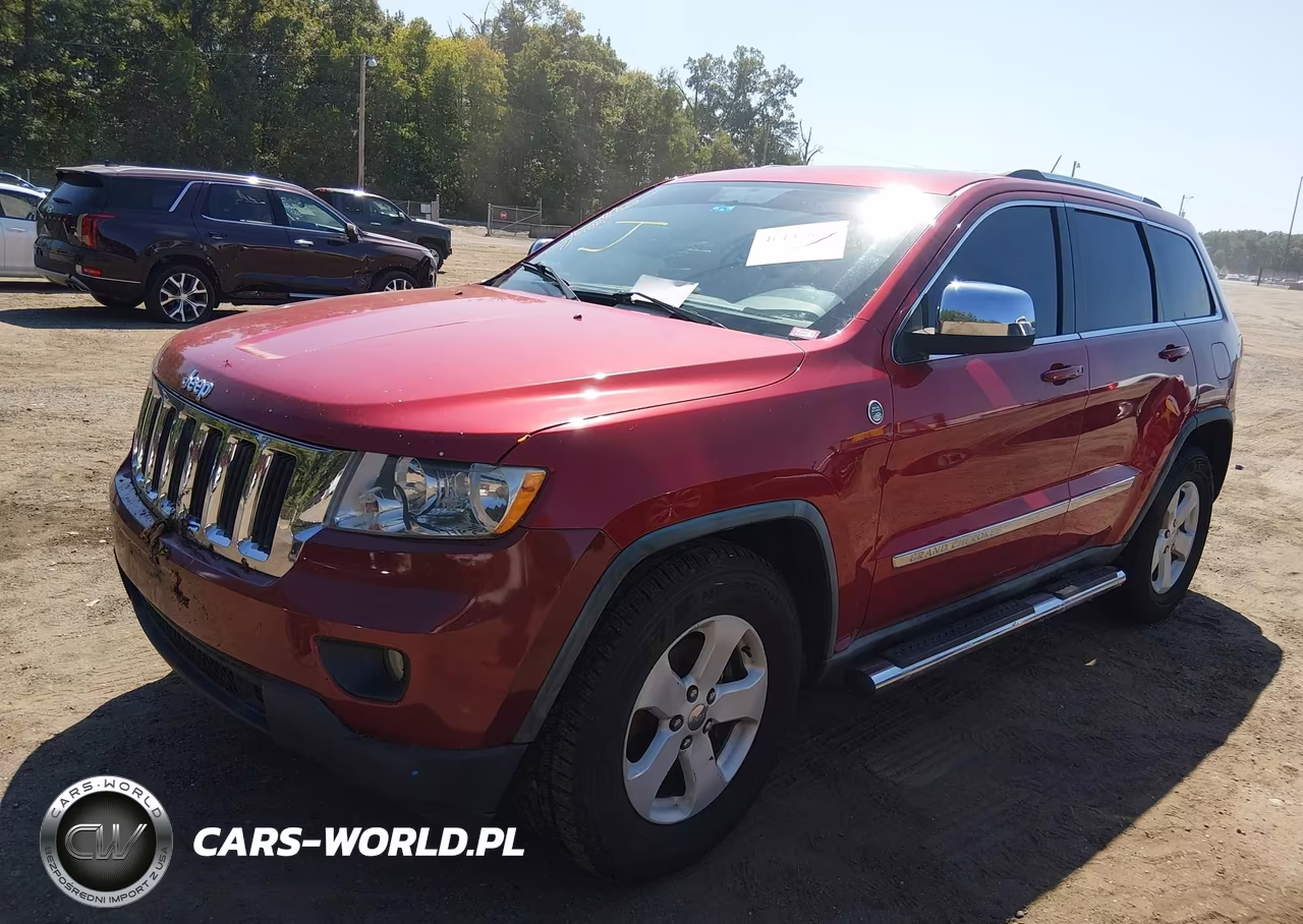 2011 Jeep Grand Cherokee Laredo VIN:1J4RR4GT1BC590838 - 2