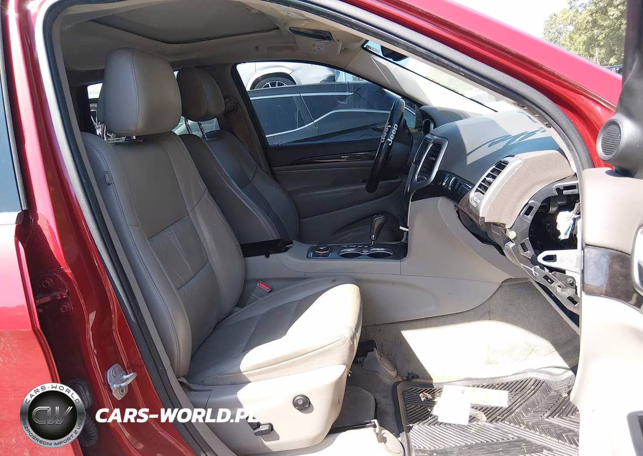 2011 Jeep Grand Cherokee Laredo VIN:1J4RR4GT1BC590838 - 5