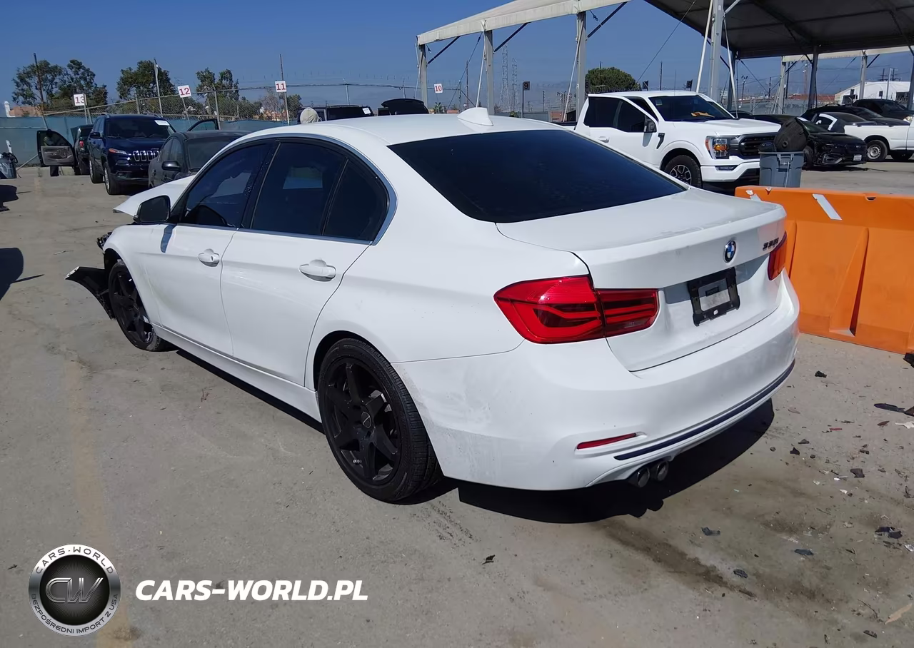 2018 BMW 330I VIN:WBA8B9C56JK677114 - 3