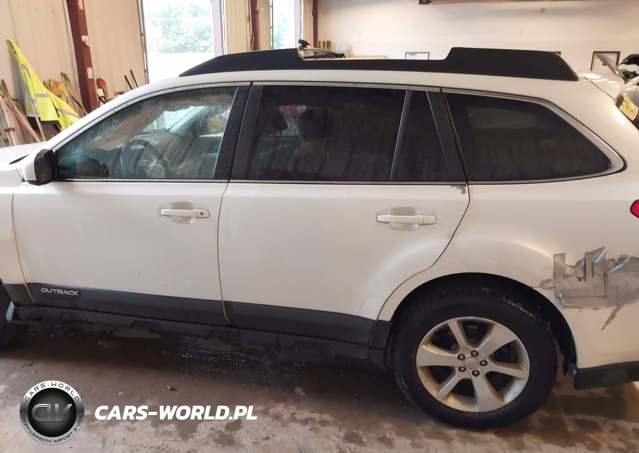 2014 Subaru Outback 2.5I Premium VIN:4S4BRCCC6E3228110 - 14