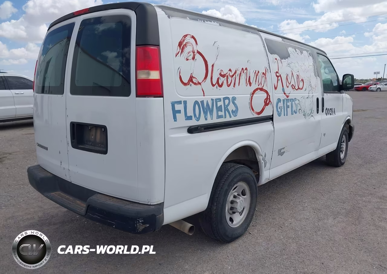 2007 Chevrolet Express Work Van VIN:1GCGG25V071119648 - 4