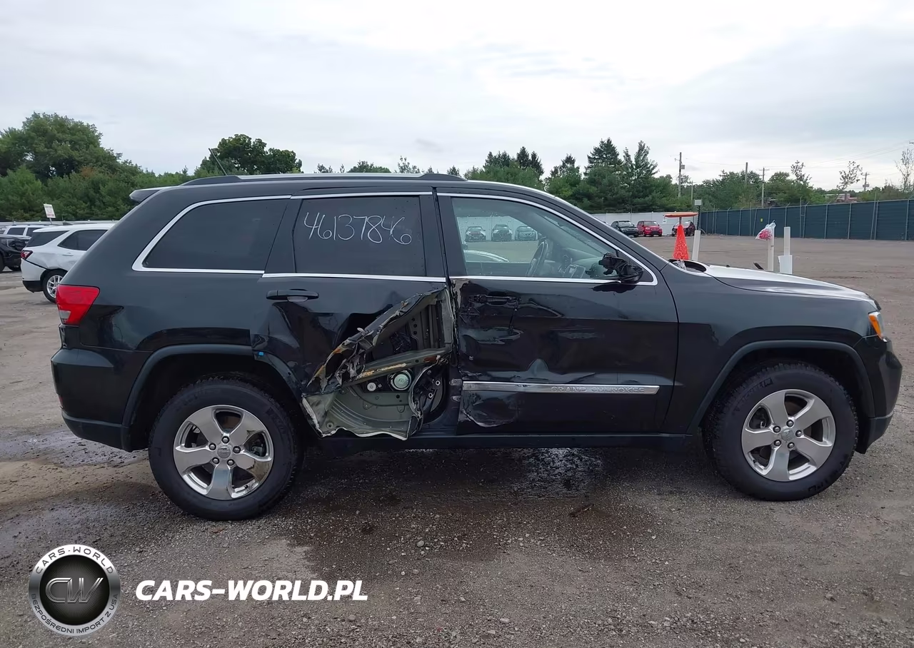2012 Jeep Grand Cherokee Laredo VIN:1C4RJFAG7CC249028 - 13