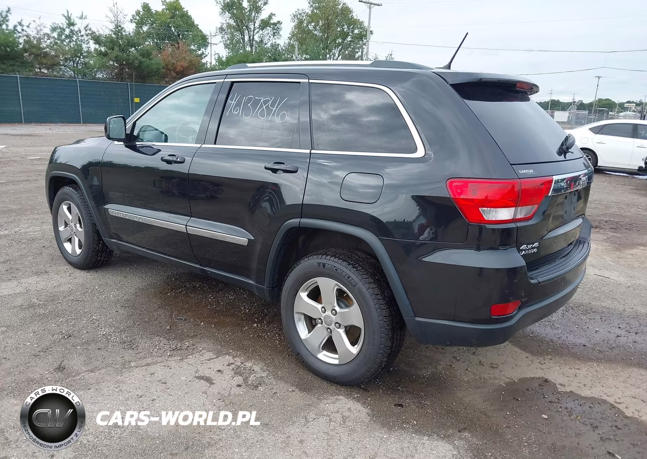 2012 Jeep Grand Cherokee Laredo VIN:1C4RJFAG7CC249028 - 3