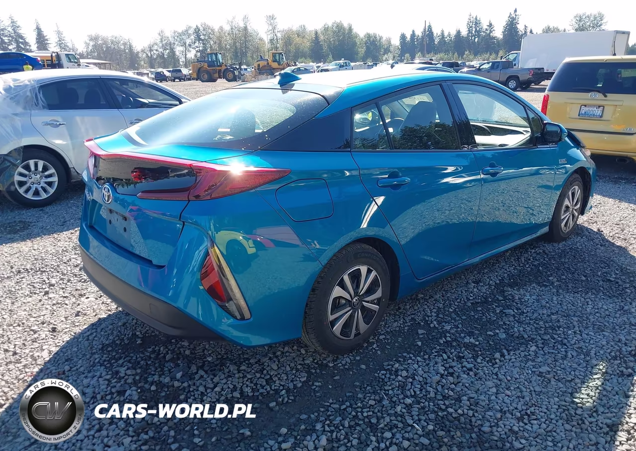 2017 Toyota Prius Prime Premium VIN:JTDKARFP3H3058256 - 4