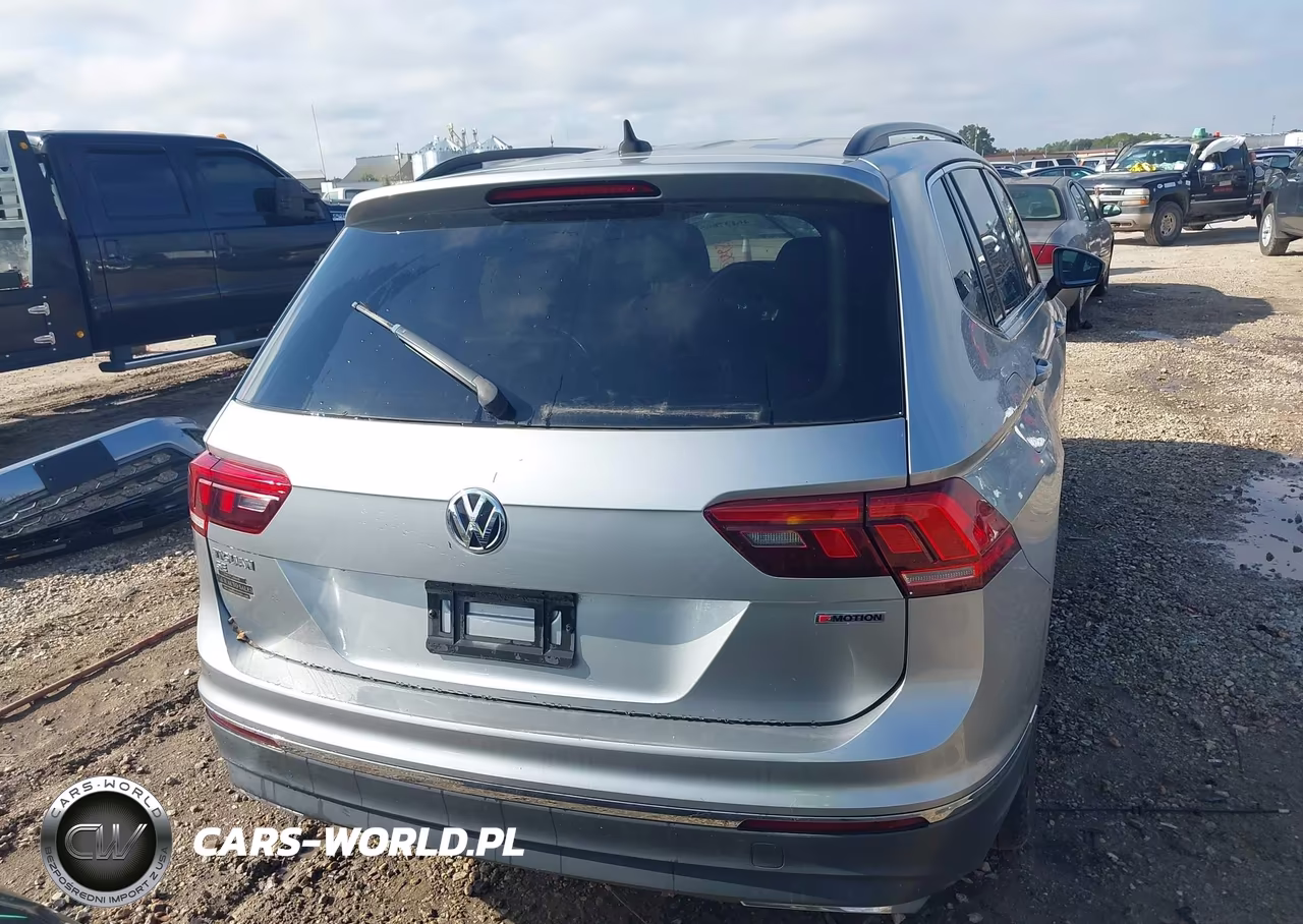 2020 Volkswagen Tiguan 2.0T Se-2.0T Se R-Line Black-2.0T Sel VIN:3VV2B7AX5LM055215 - 17