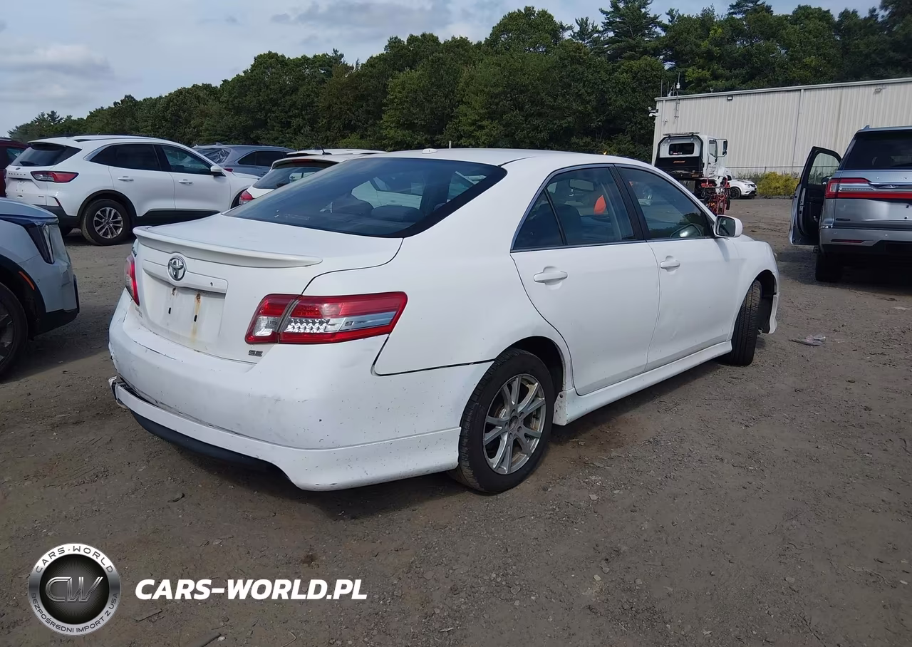 2010 Toyota Camry Se VIN:4T1BF3EK5AU508053 - 4