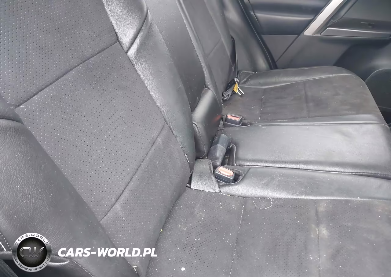 2018 Toyota Rav4 Xle VIN:JTMRFREV4JJ228111 - 8