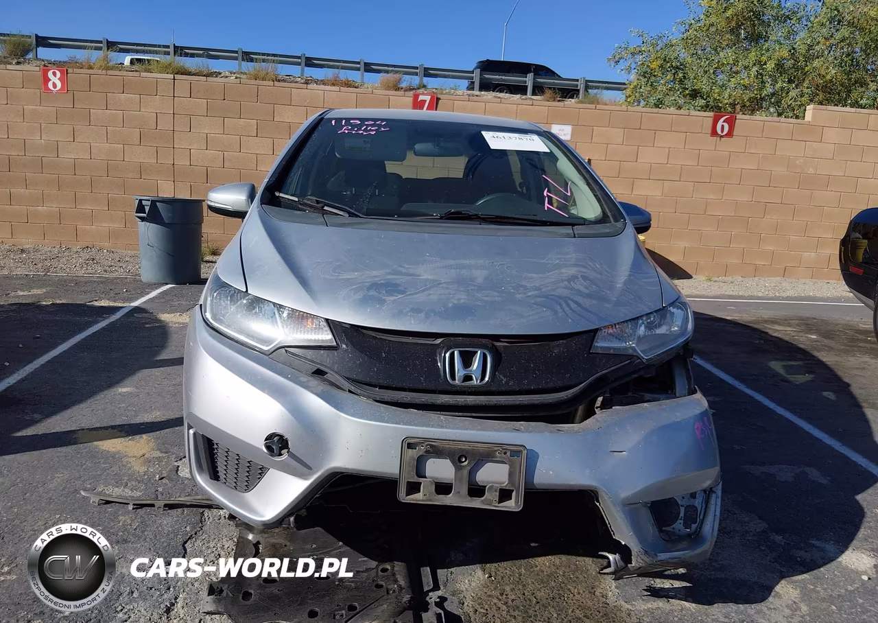 2015 Honda Fit Lx VIN:3HGGK5H5XFM748736 - 12