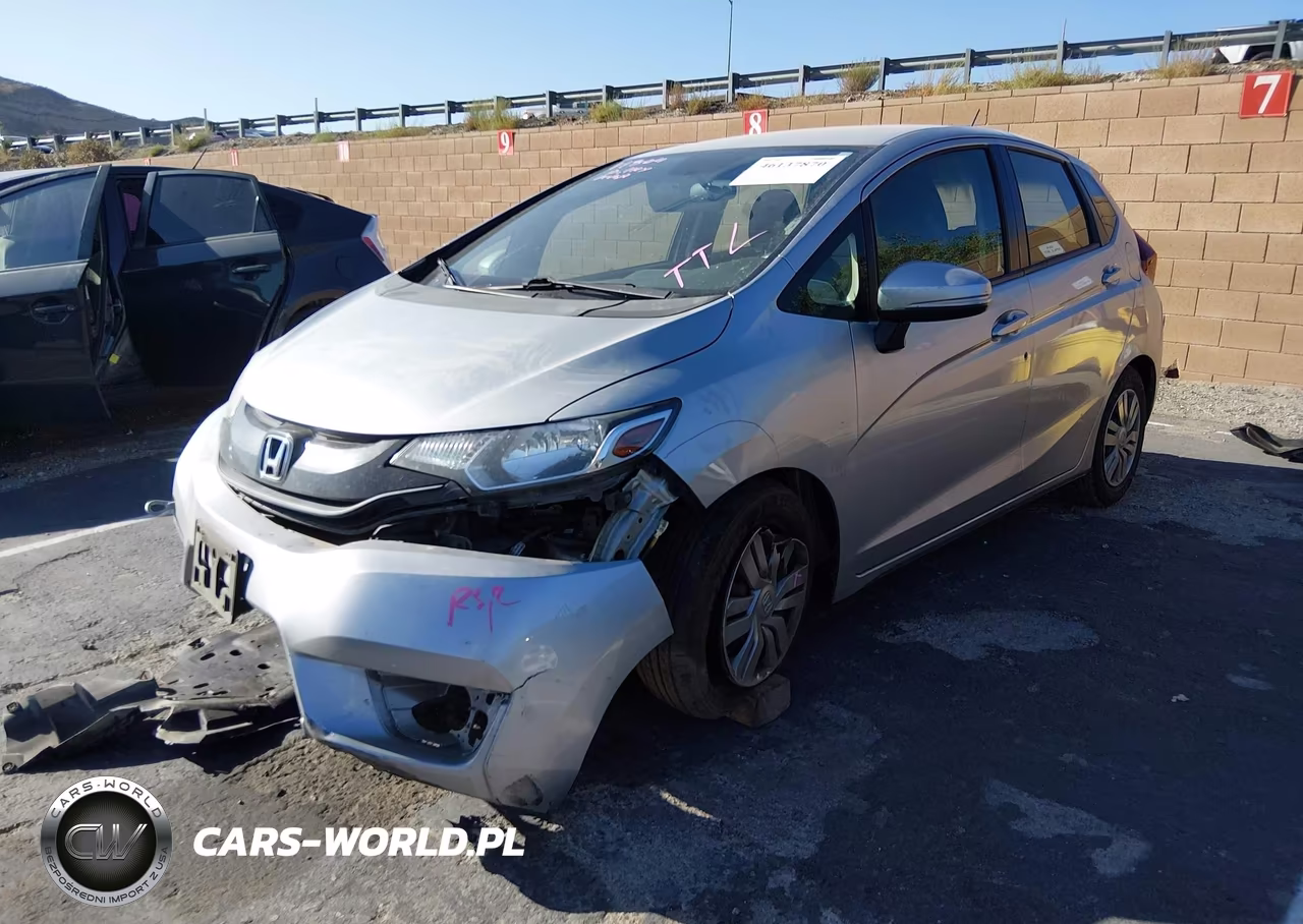 2015 Honda Fit Lx VIN:3HGGK5H5XFM748736 - 2