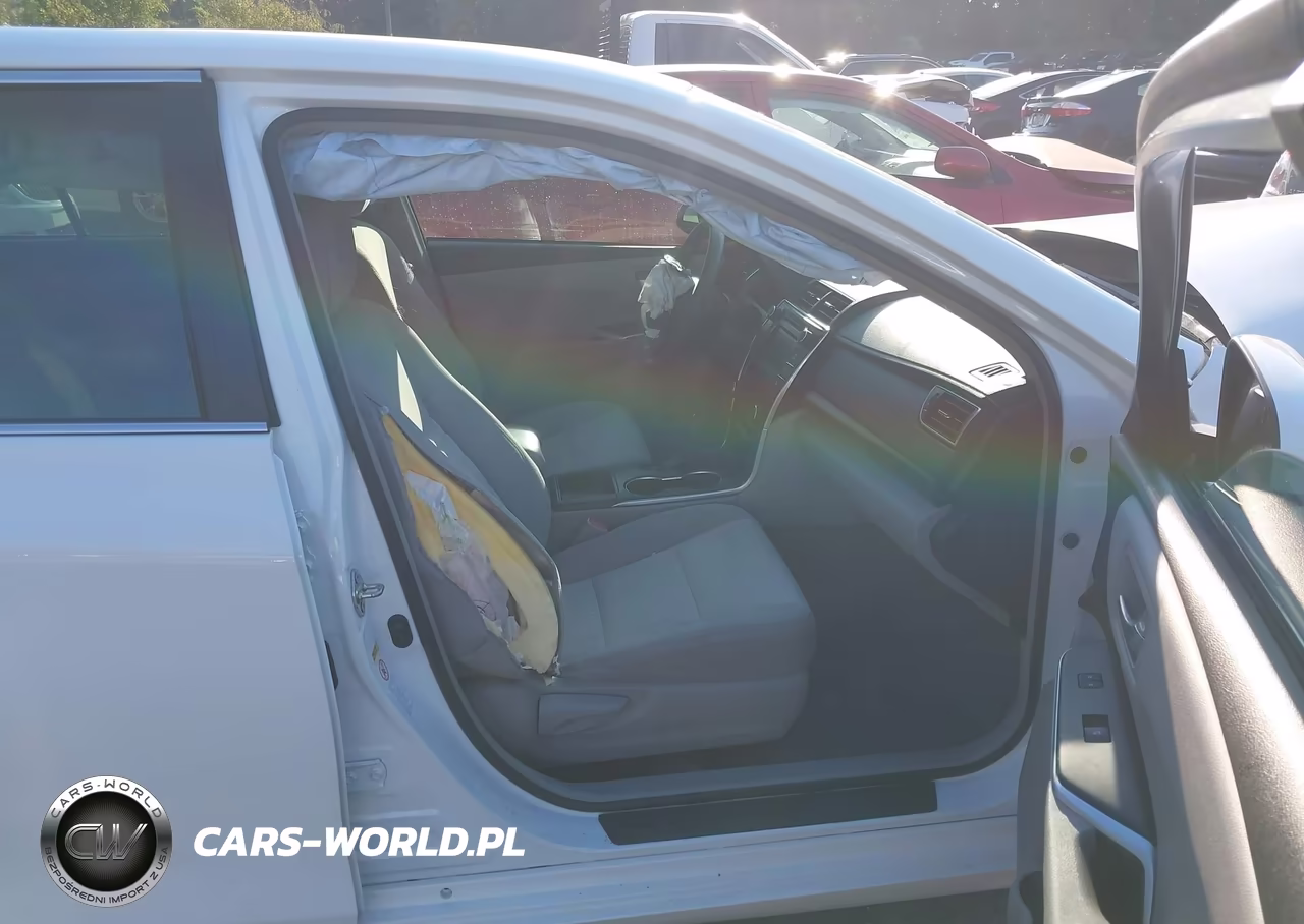 2017 Toyota Camry Le VIN:4T1BF1FK9HU343928 - 5