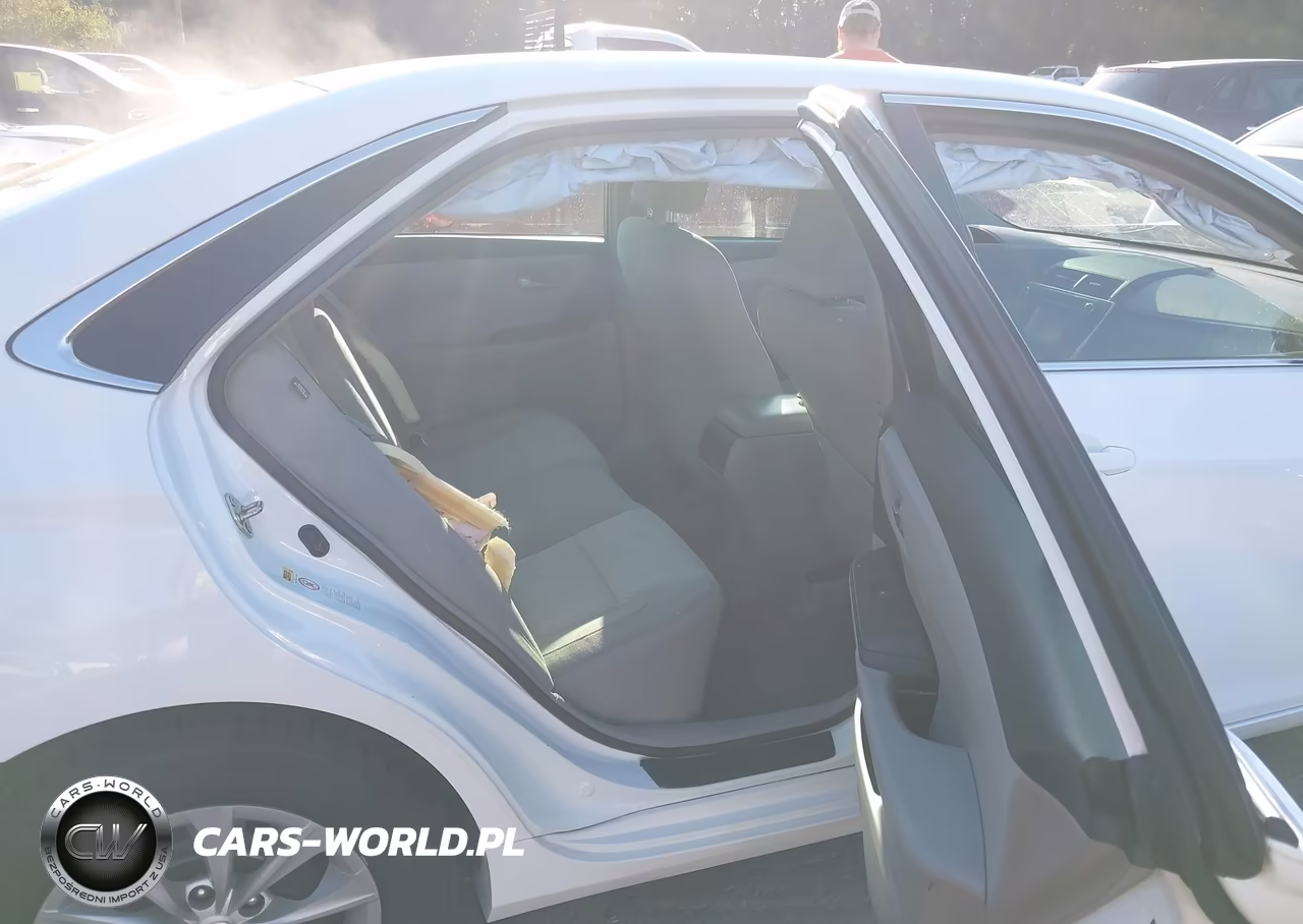 2017 Toyota Camry Le VIN:4T1BF1FK9HU343928 - 8