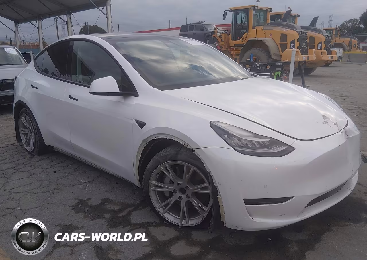 2021 Tesla Model Y Long Range Dual Motor All-Wheel Drive – zdjęcie 1 z 17