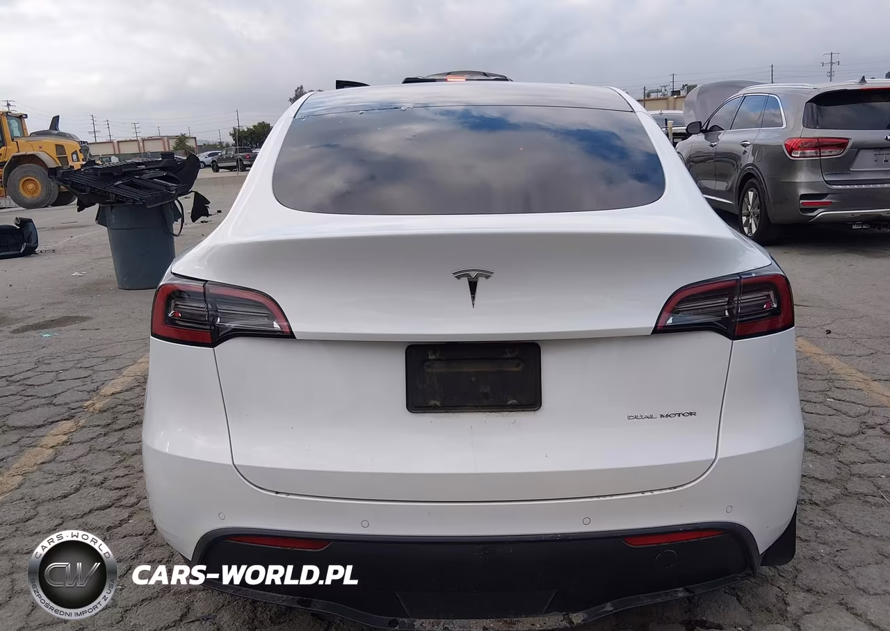 2021 Tesla Model Y Long Range Dual Motor All-Wheel Drive VIN:5YJYGDEE2MF159331 - 17