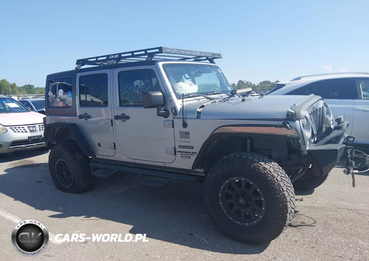 2015 Jeep Wrangler Unlimited Sport VIN:1C4BJWDG4FL510181 - 13