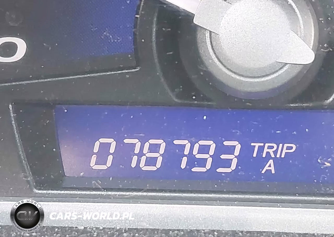 2011 Honda Civic Lx VIN:2HGFG1B67BH513856 - 13
