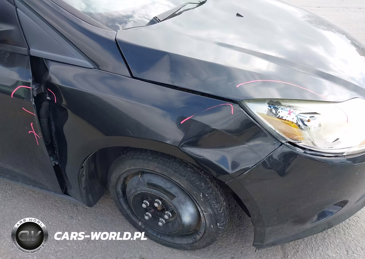 2013 Ford Focus Se VIN:1FADP3K23DL273022 - 6