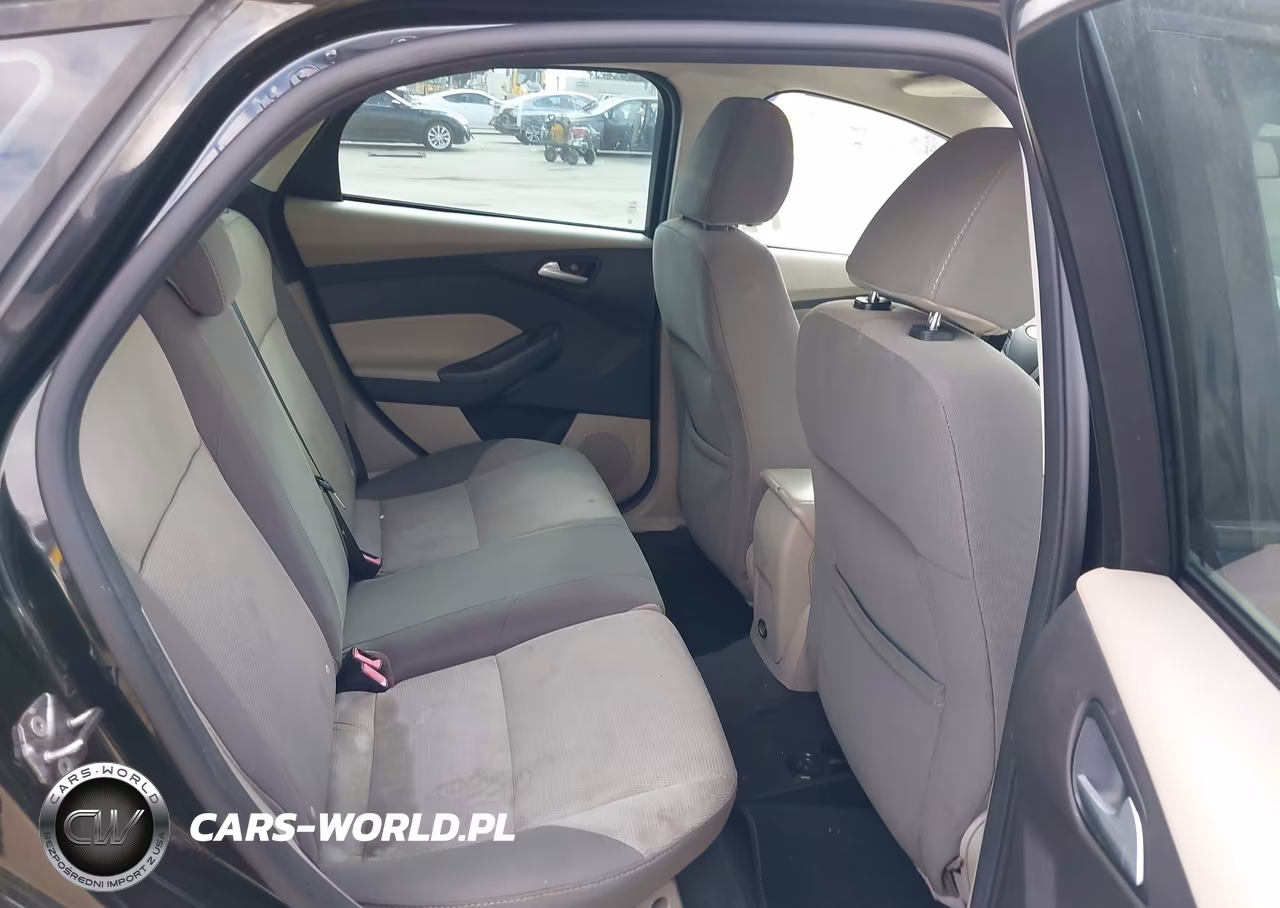 2013 Ford Focus Se VIN:1FADP3K23DL273022 - 8