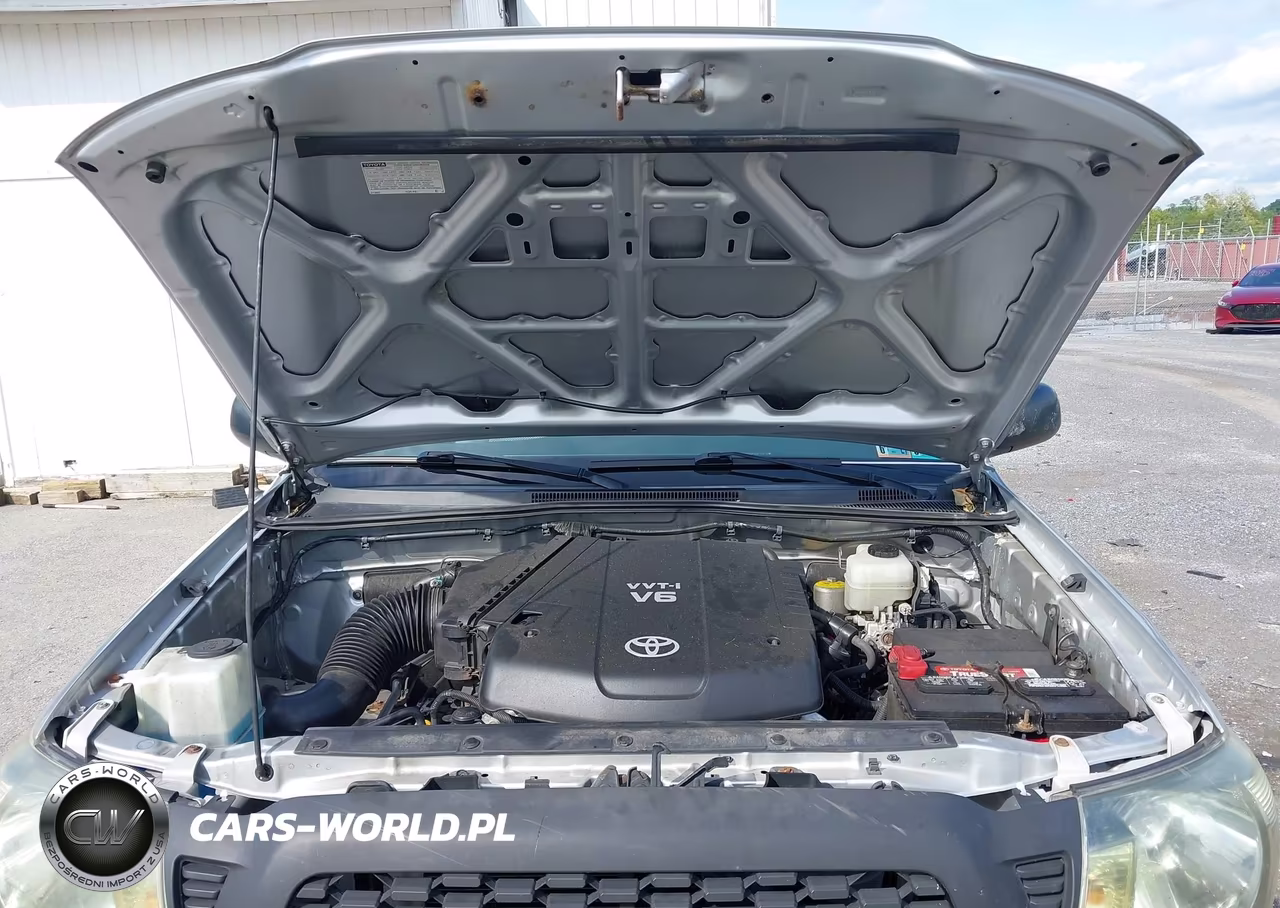2011 Toyota Tacoma Base V6 VIN:5TFUU4EN3BX016169 - 10