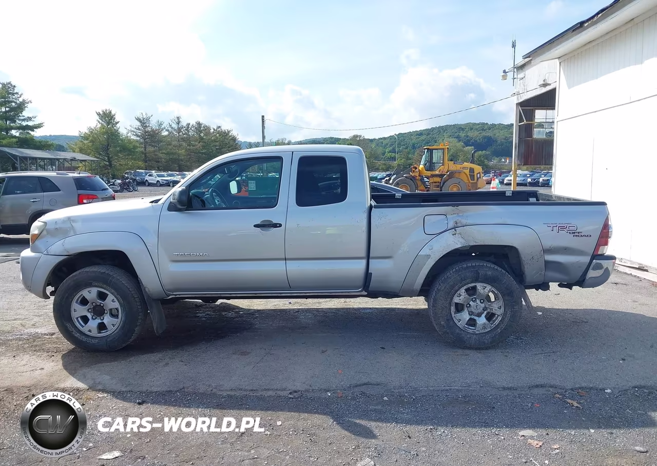 2011 Toyota Tacoma Base V6 VIN:5TFUU4EN3BX016169 - 14